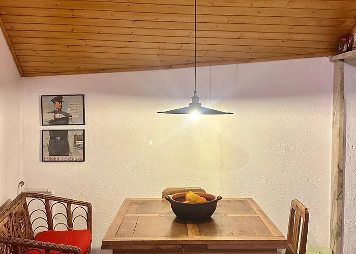 A Cozy In 托马尔